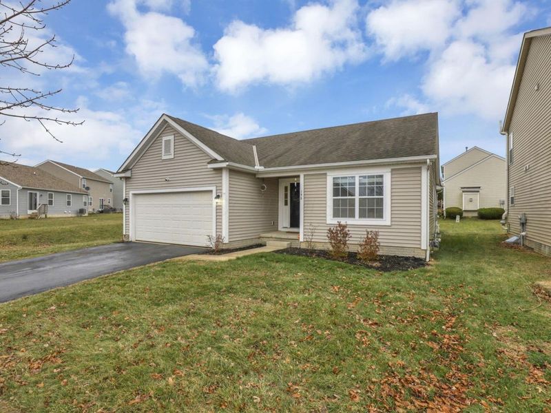 146 Poe Avenue, Lithopolis, OH 43136 Photo 2