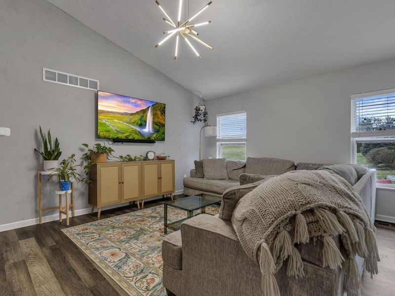 146 Poe Avenue, Lithopolis, OH 43136 Photo 7