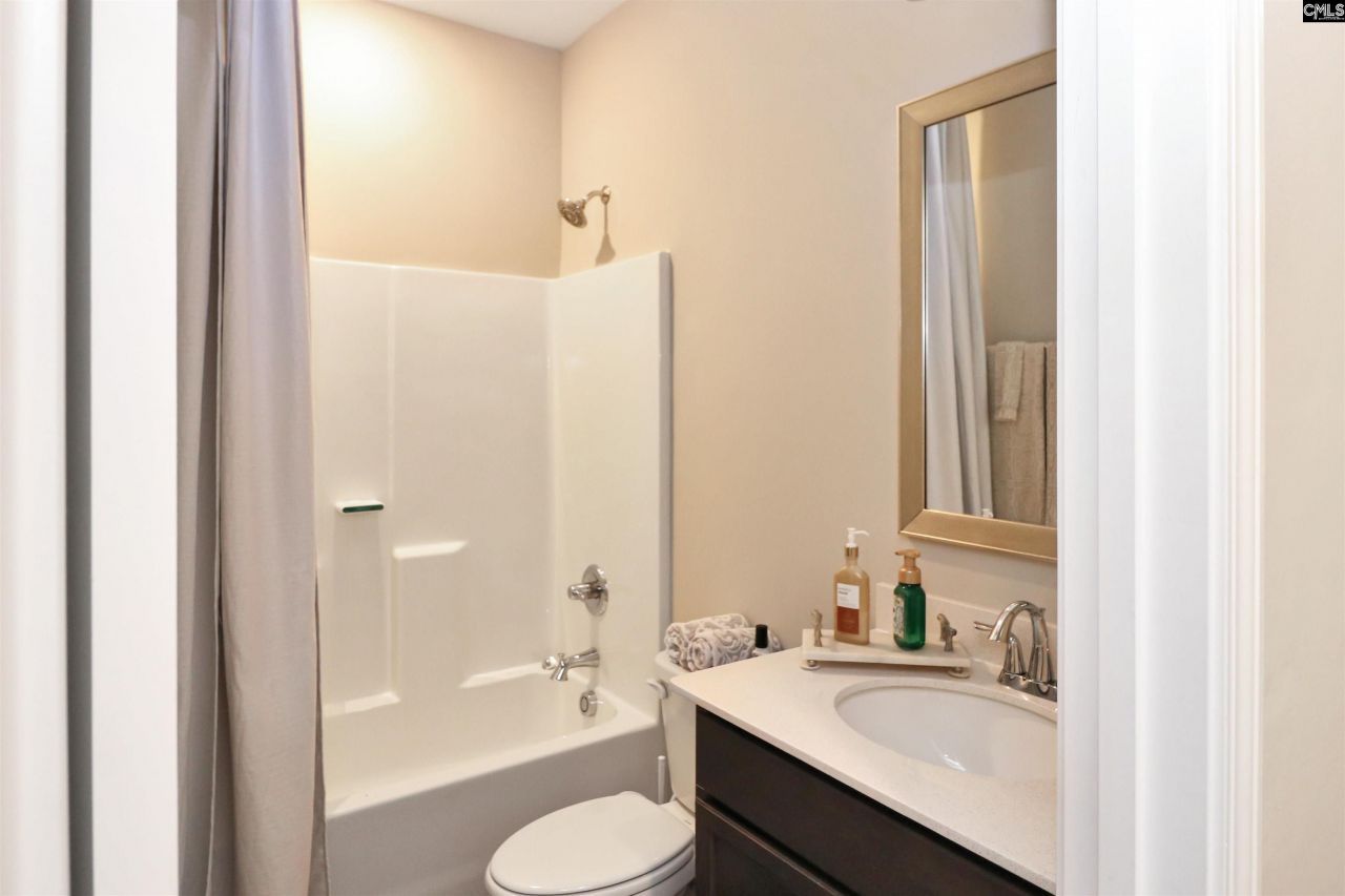 700 Bell Flower Lane  Photo 11