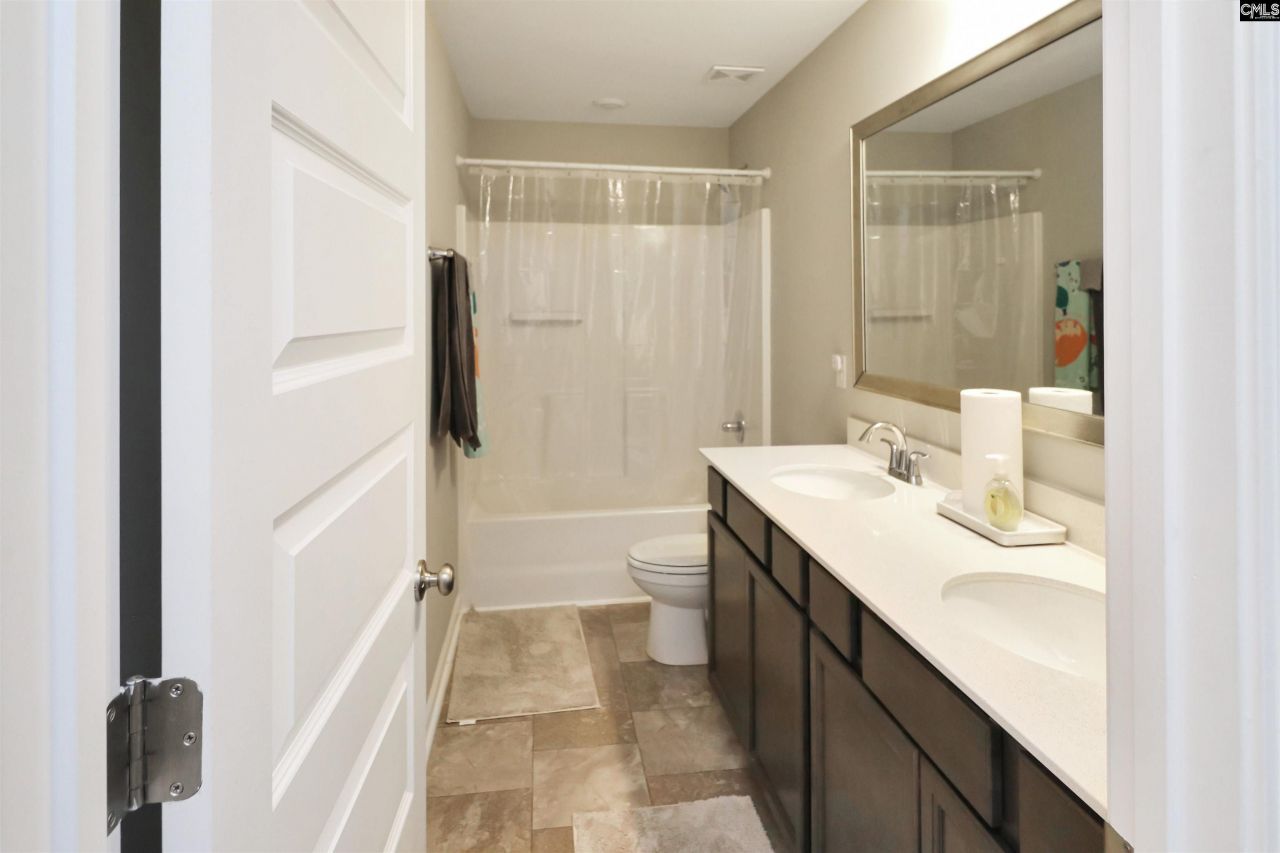 700 Bell Flower Lane  Photo 17