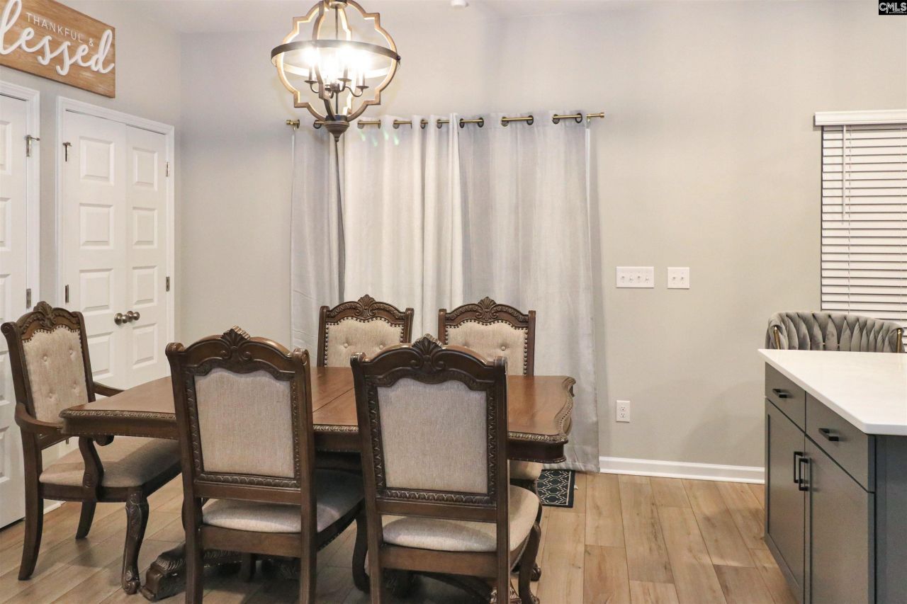 700 Bell Flower Lane  Photo 8