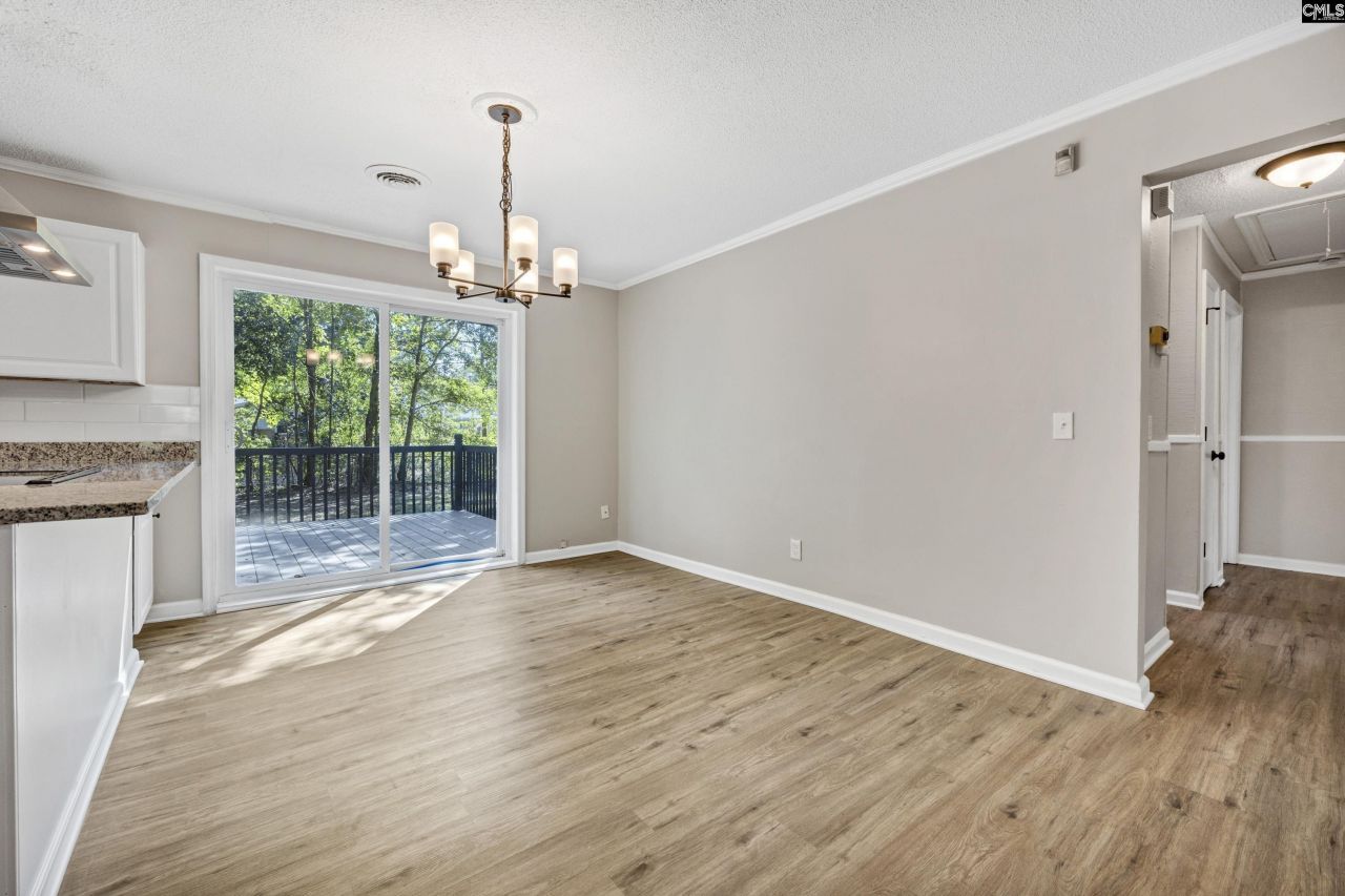 4620 Bonnie Forest Boulevard Photo 22