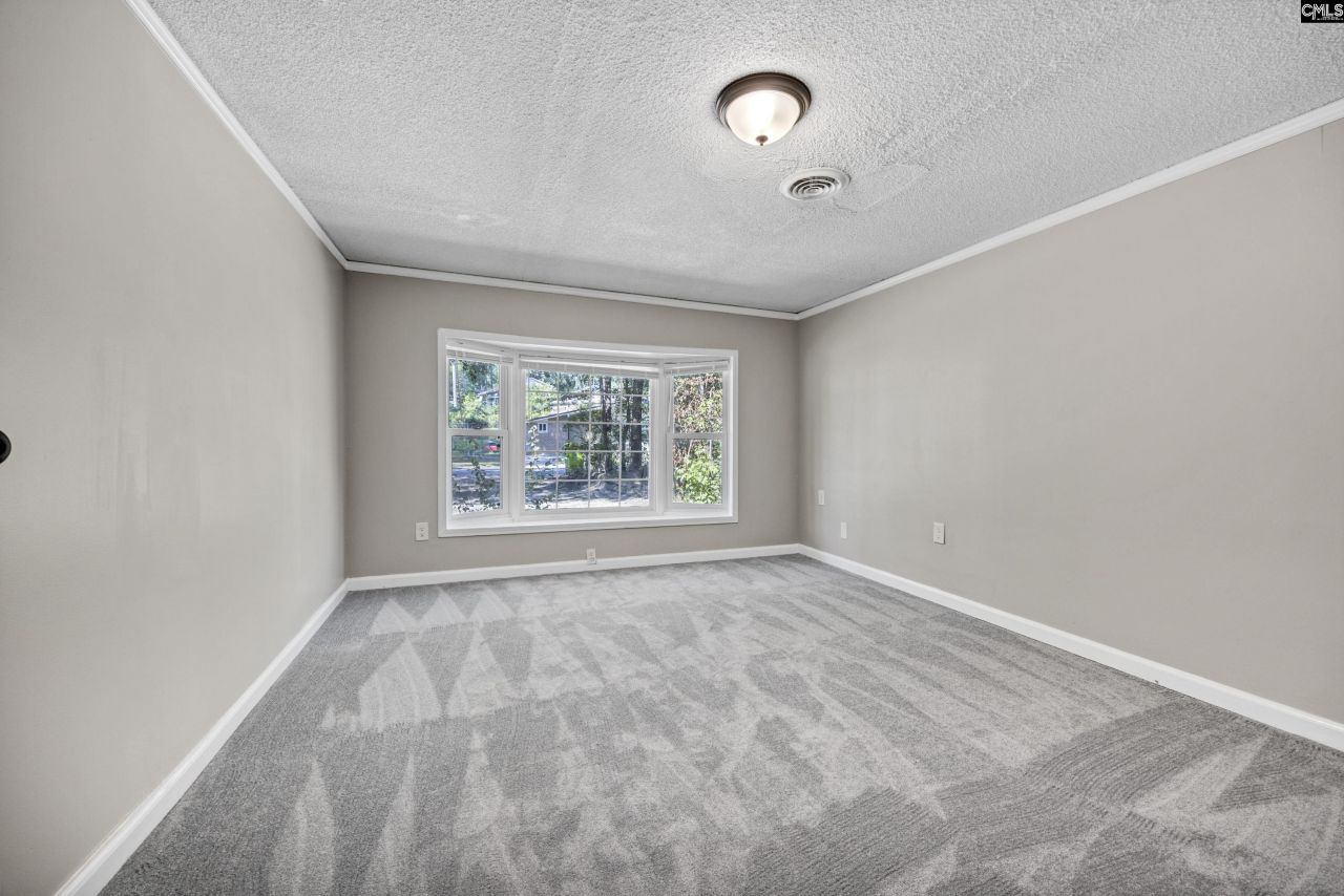 4620 Bonnie Forest Boulevard Photo 24