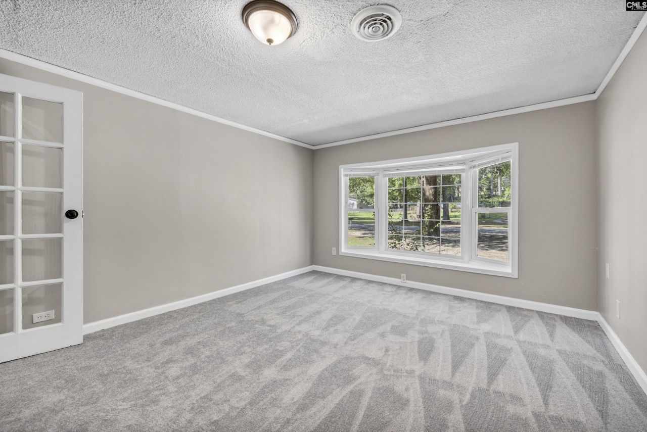 4620 Bonnie Forest Boulevard Photo 25