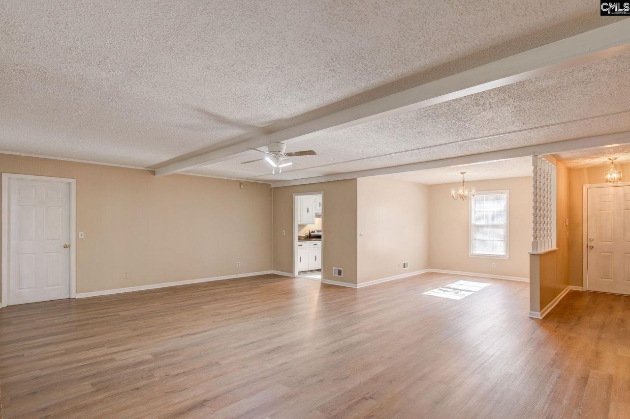 106 Ashbourne Road  Photo 11