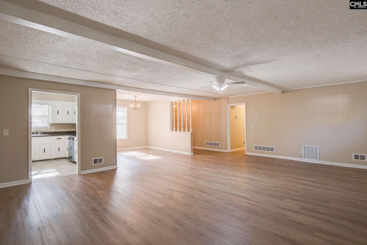 106 Ashbourne Road  Photo 13