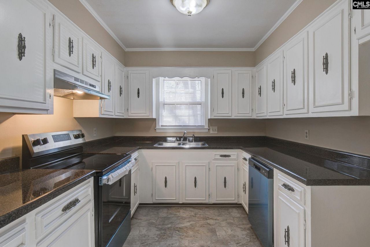 106 Ashbourne Road  Photo 14