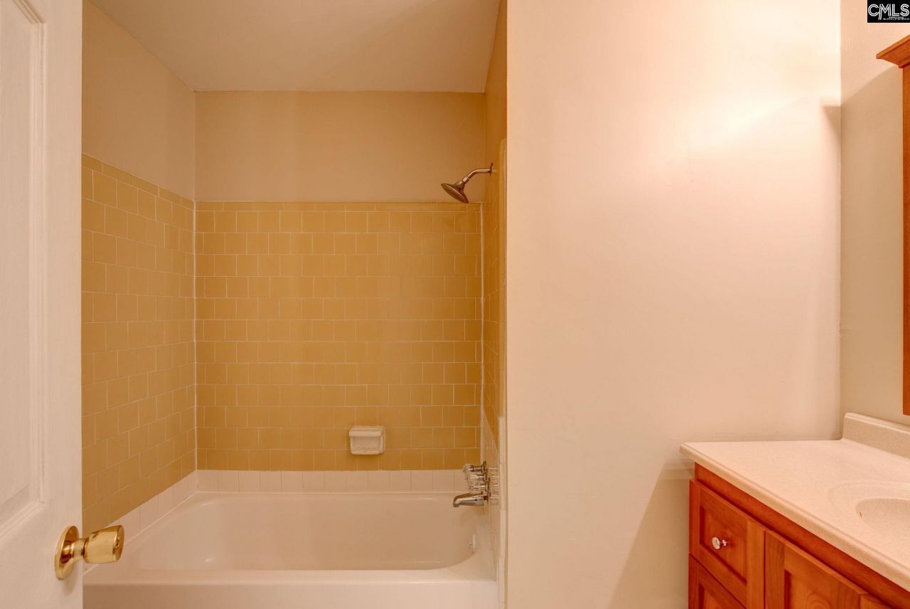 106 Ashbourne Road  Photo 25