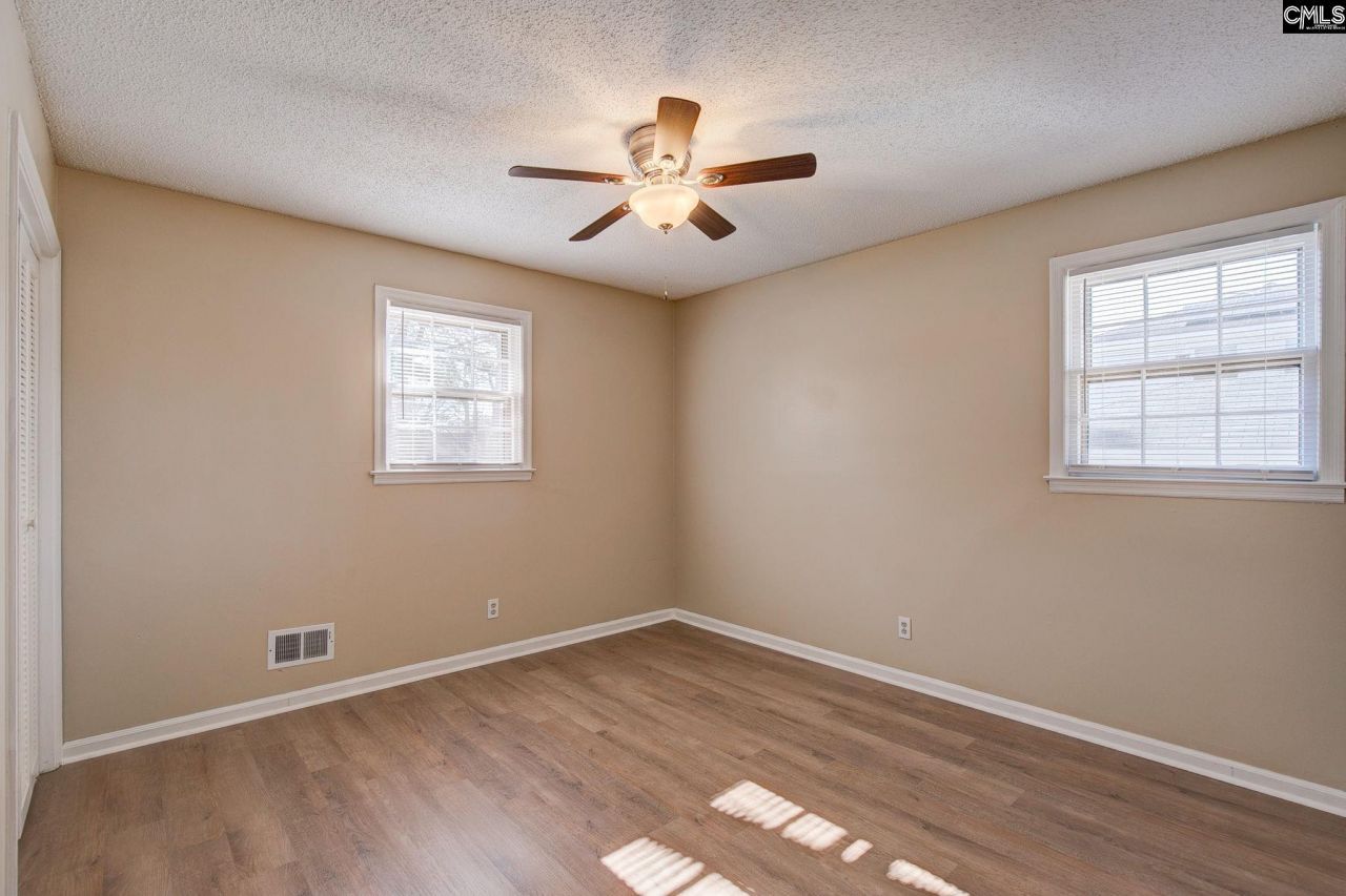 106 Ashbourne Road  Photo 26