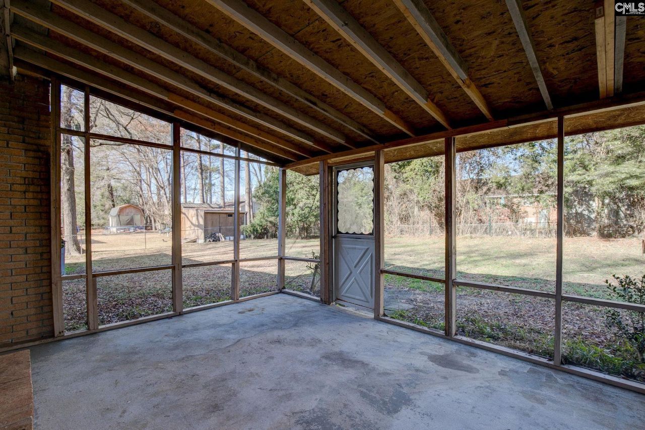 106 Ashbourne Road  Photo 29