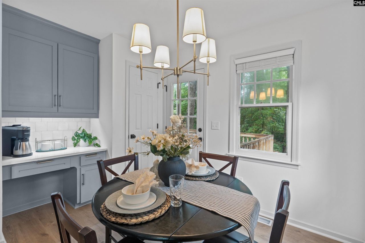 101 E Sparrowood Run Photo 14