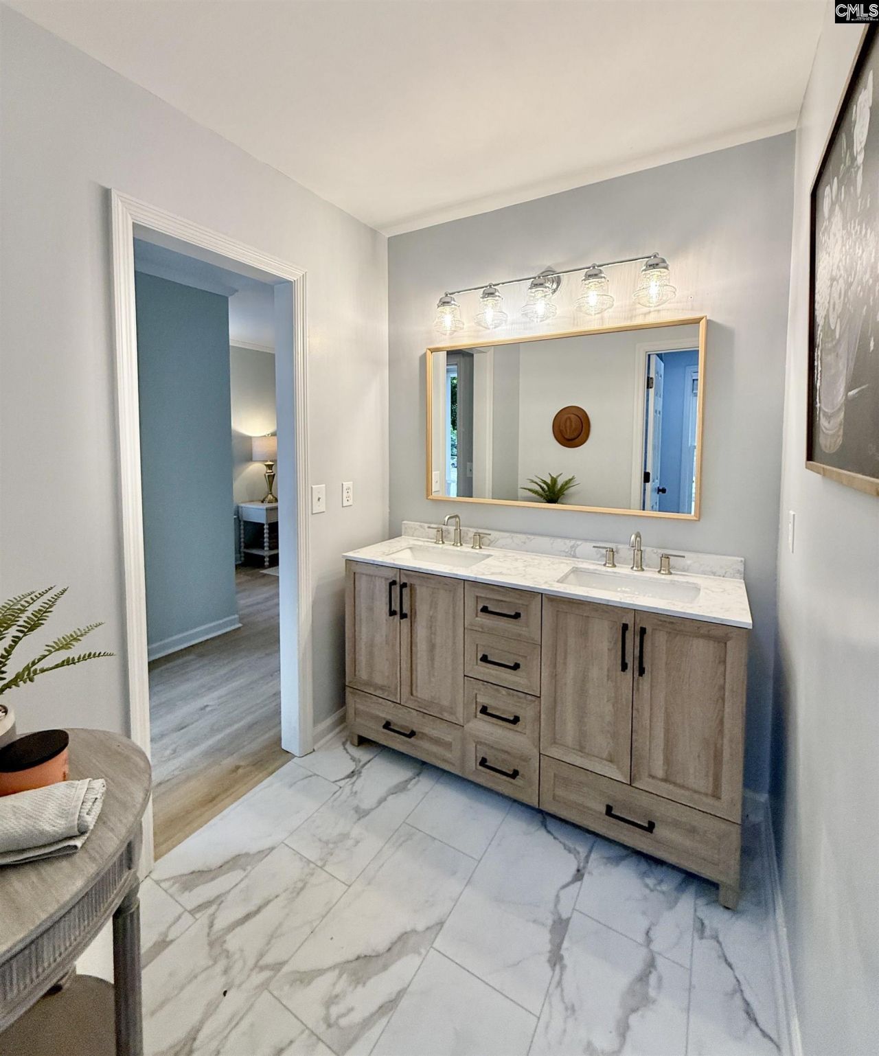 101 E Sparrowood Run Photo 34