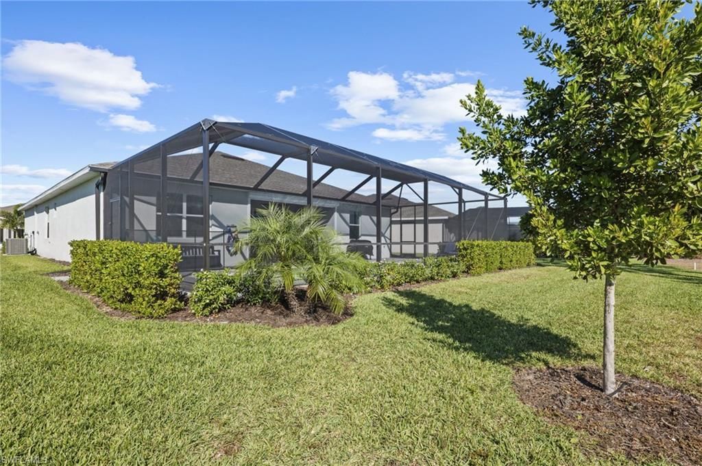 9341 Aqua Overlook Ct, Lehigh Acres, FL 33936 Photo