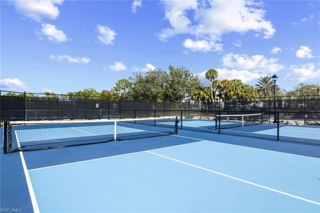 9341 Aqua Overlook Ct, Lehigh Acres, FL 33936 Photo