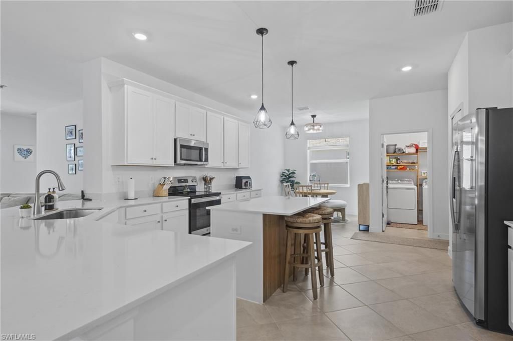 9341 Aqua Overlook Ct, Lehigh Acres, FL 33936 Photo