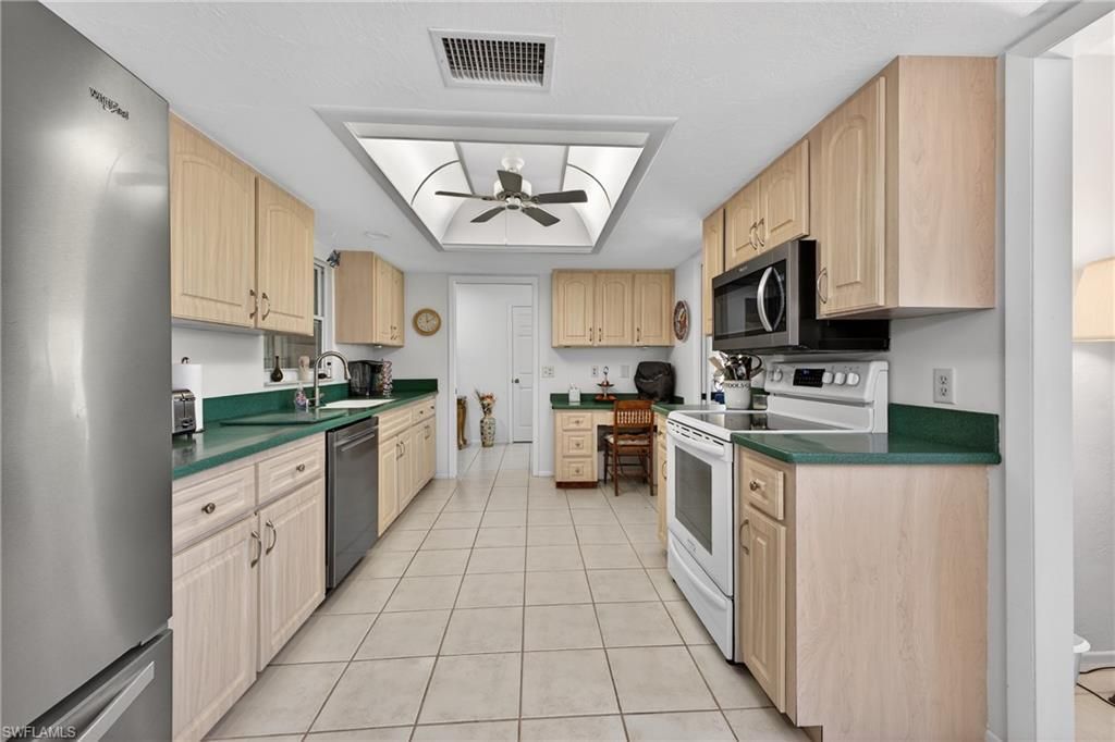 5679 Balkan Ct, Fort Myers, FL 33919 Photo