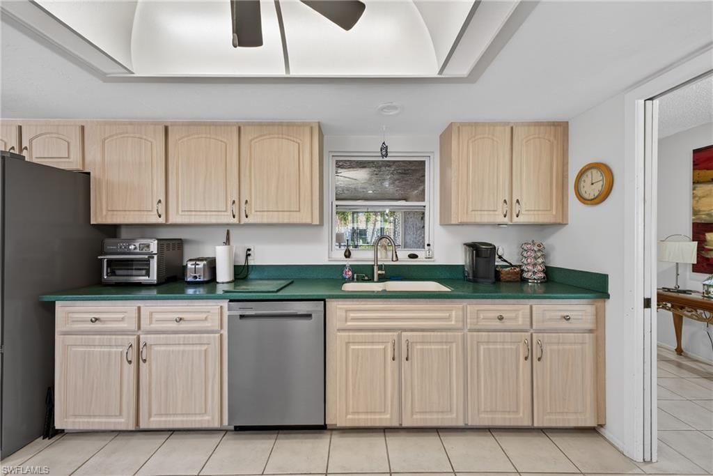 5679 Balkan Ct, Fort Myers, FL 33919 Photo