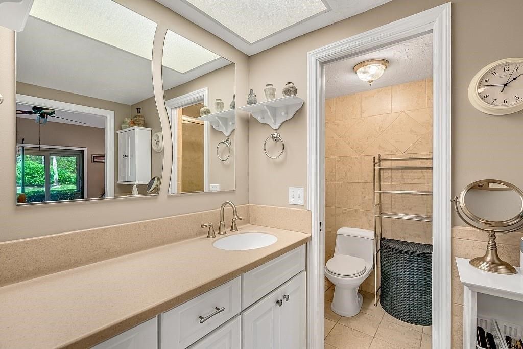 6165 S Mirror Lake Drive, Unit 106, Sebastian, FL 32958 Photo