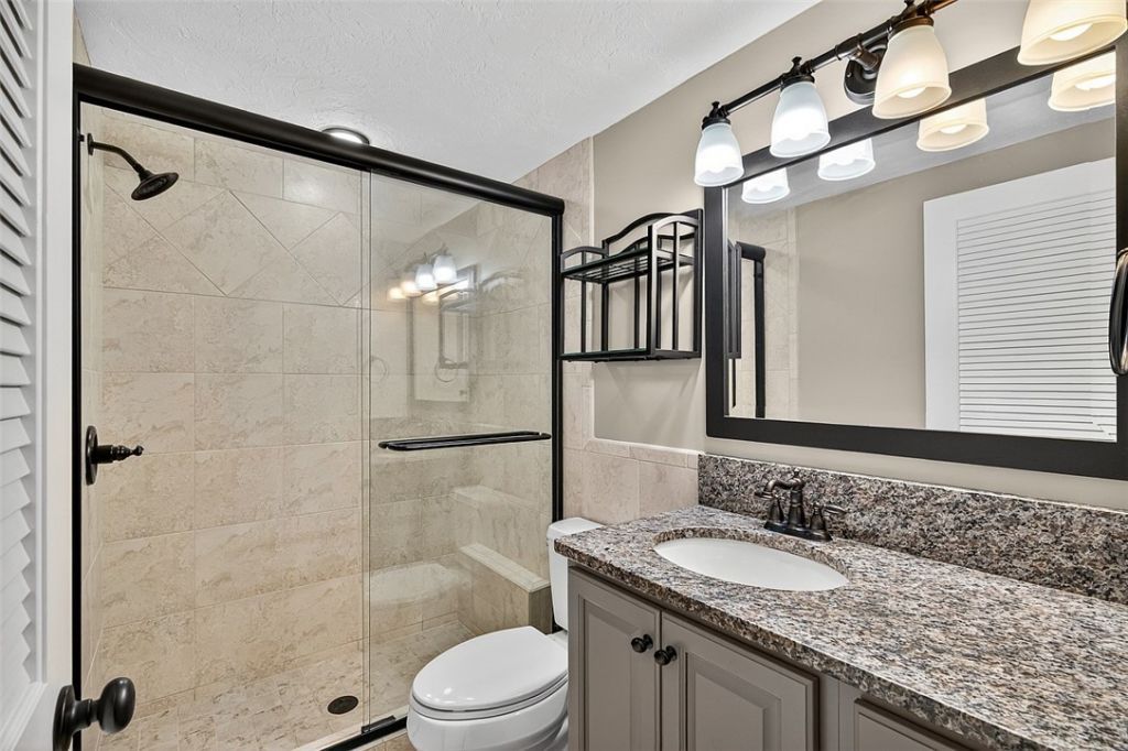 6165 S Mirror Lake Drive, Unit 106, Sebastian, FL 32958 Photo