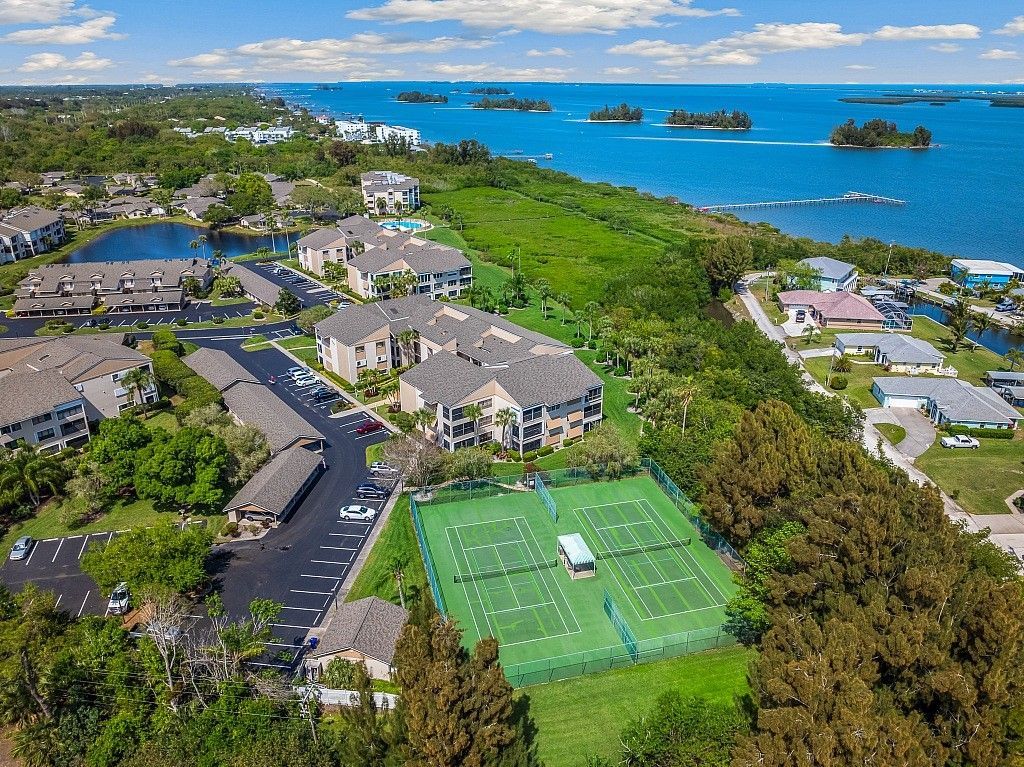 6165 S Mirror Lake Drive, Unit 106, Sebastian, FL 32958 Photo