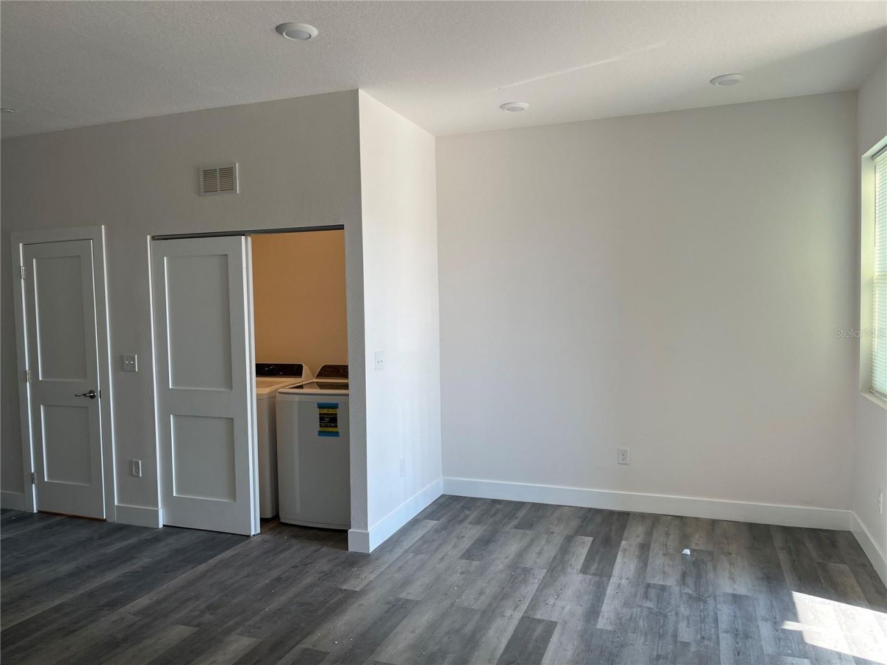 2104 E Columbus Drive, Unit 301, Tampa, FL 33605 Photo