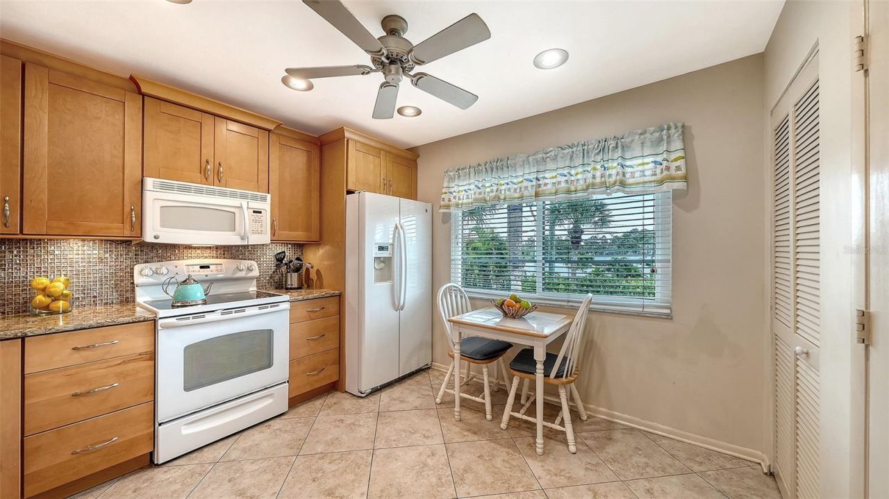 6204 Midnight Pass Road, Unit 205, Sarasota, FL 34242 Photo