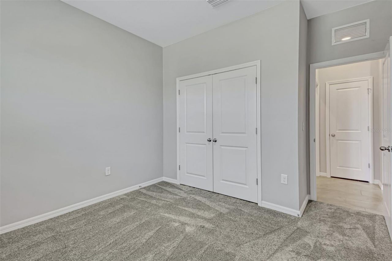 5625 Soft Skies Drive, Sarasota, FL 34238 Photo