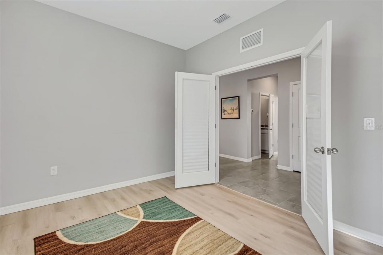 5625 Soft Skies Drive, Sarasota, FL 34238 Photo