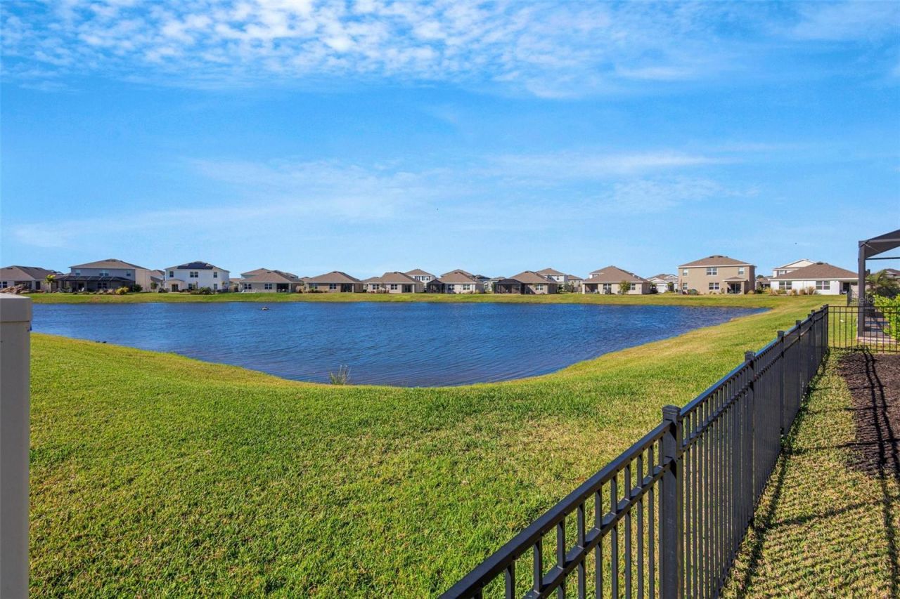 5625 Soft Skies Drive, Sarasota, FL 34238 Photo