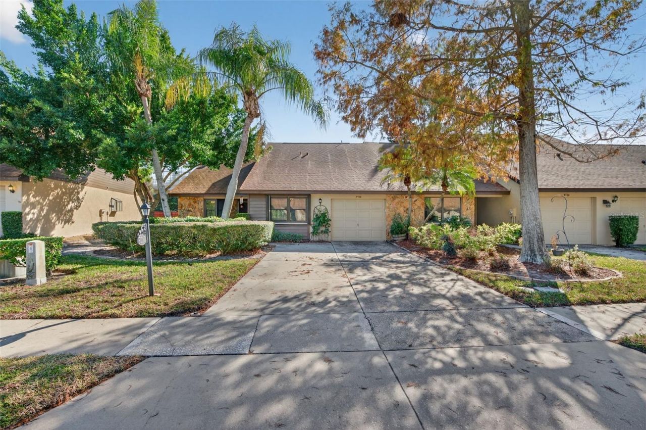 9750 Lake Seminole Drive E, Largo, FL 33773 Main Photo