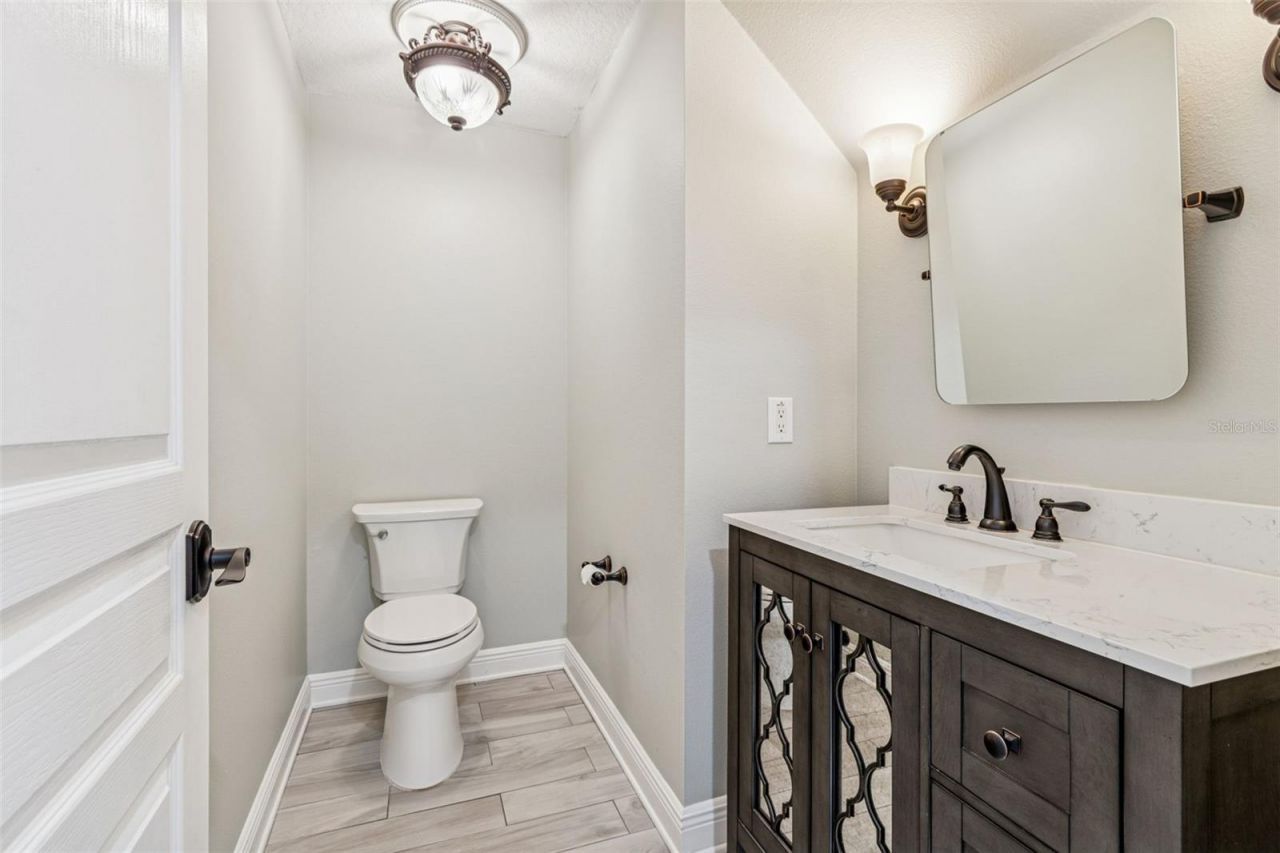 8094 Cottonwood Court, Seminole, FL 33776 Photo