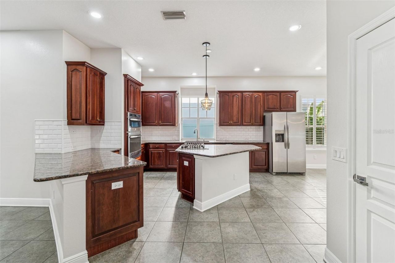 8094 Cottonwood Court, Seminole, FL 33776 Photo