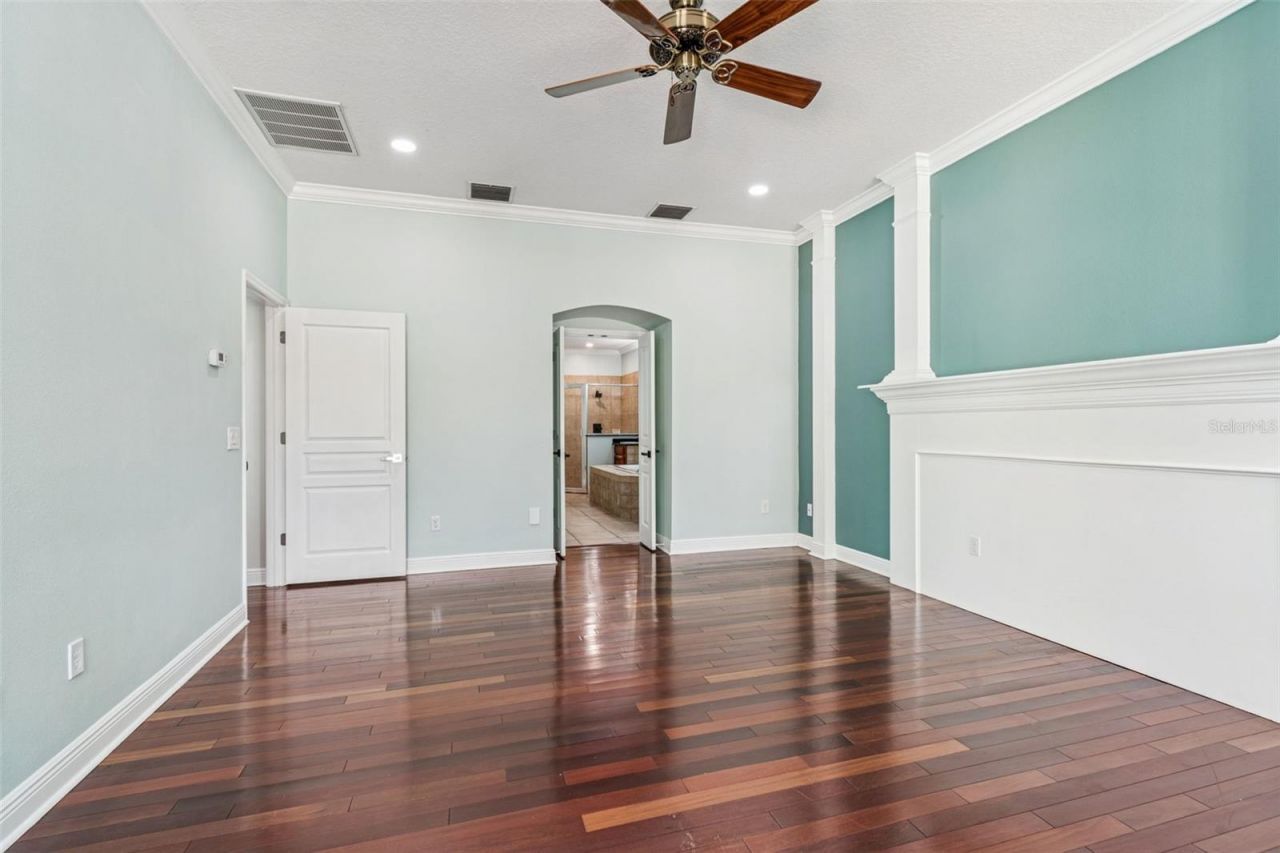 8094 Cottonwood Court, Seminole, FL 33776 Photo