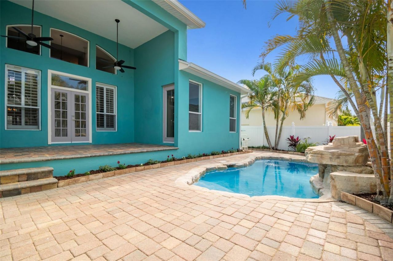 8094 Cottonwood Court, Seminole, FL 33776 Photo