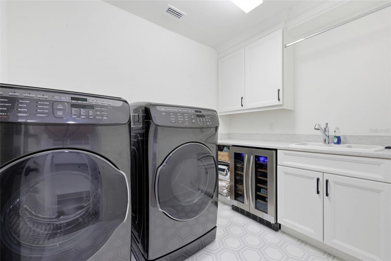 951 SW 120th Drive, Gainesville, FL 32607 Photo