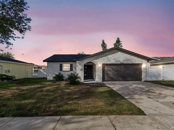 8324 DENISE DRIVE, SEMINOLE, FL 33777