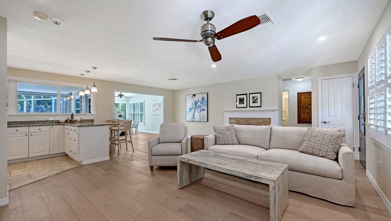 4810 Bay Shore Road, Sarasota, FL 34234 Photo