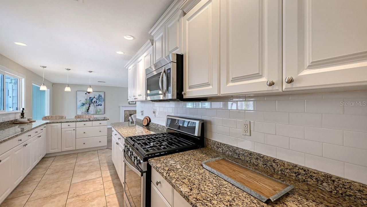 4810 Bay Shore Road, Sarasota, FL 34234 Photo