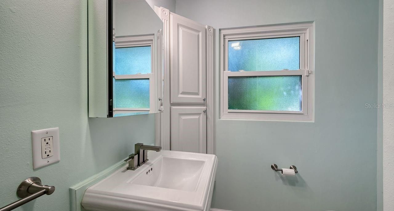 4810 Bay Shore Road, Sarasota, FL 34234 Photo