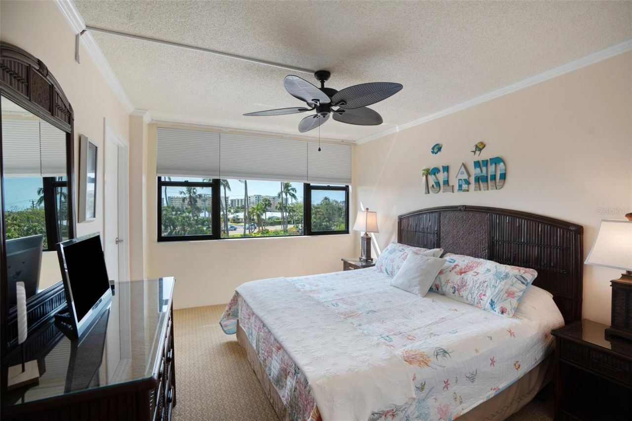 5855 Midnight Pass Road, Unit 327, Sarasota, FL 34242 Photo