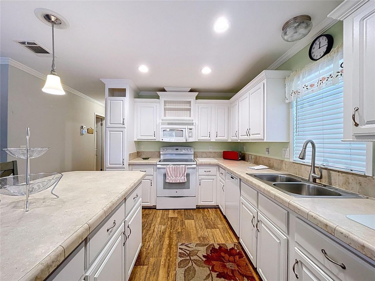 604 49th E Avenue E, Bradenton, FL 34203 Photo