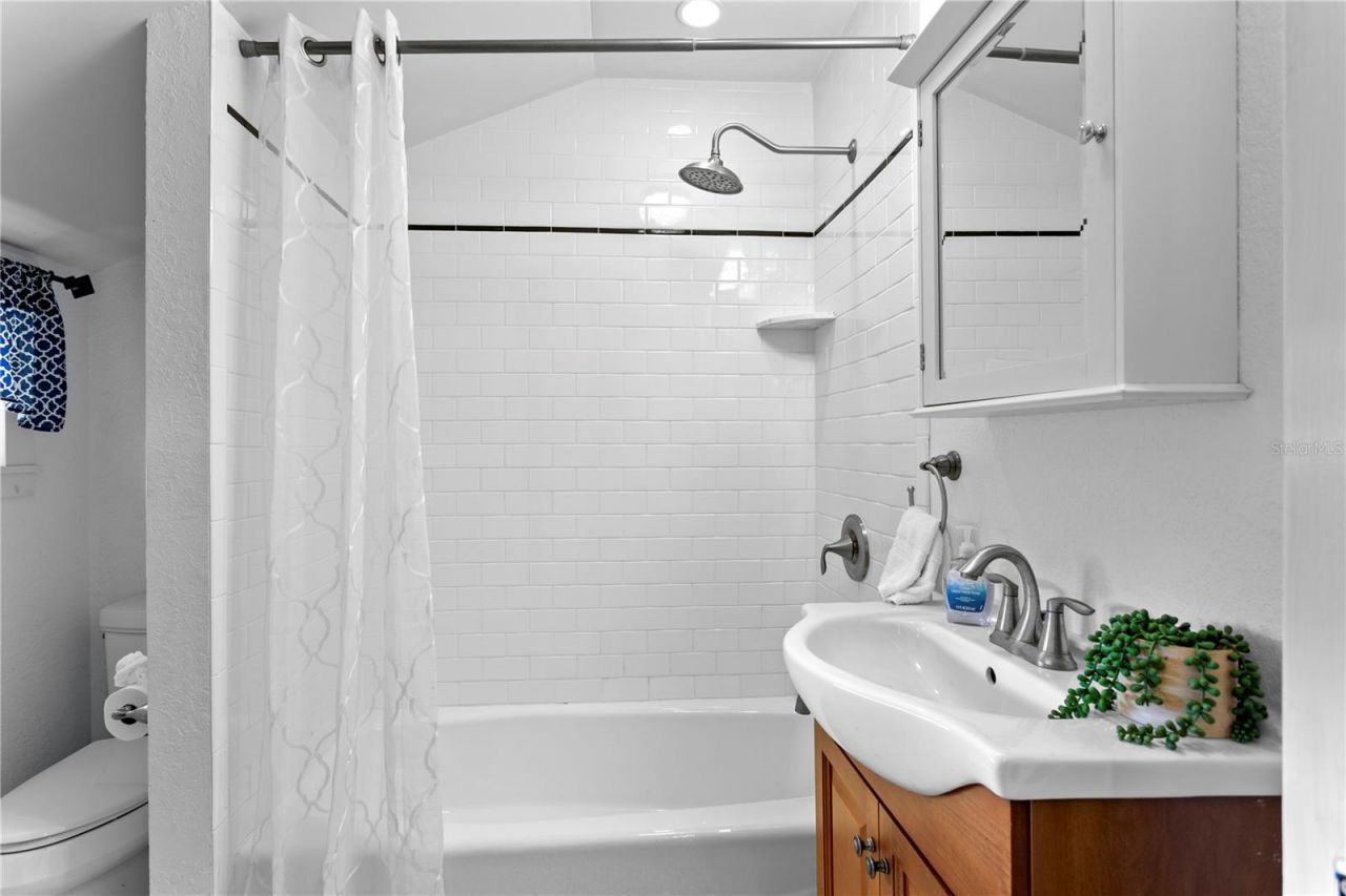 937 5th Street N, Saint Petersburg, FL 33701 Photo