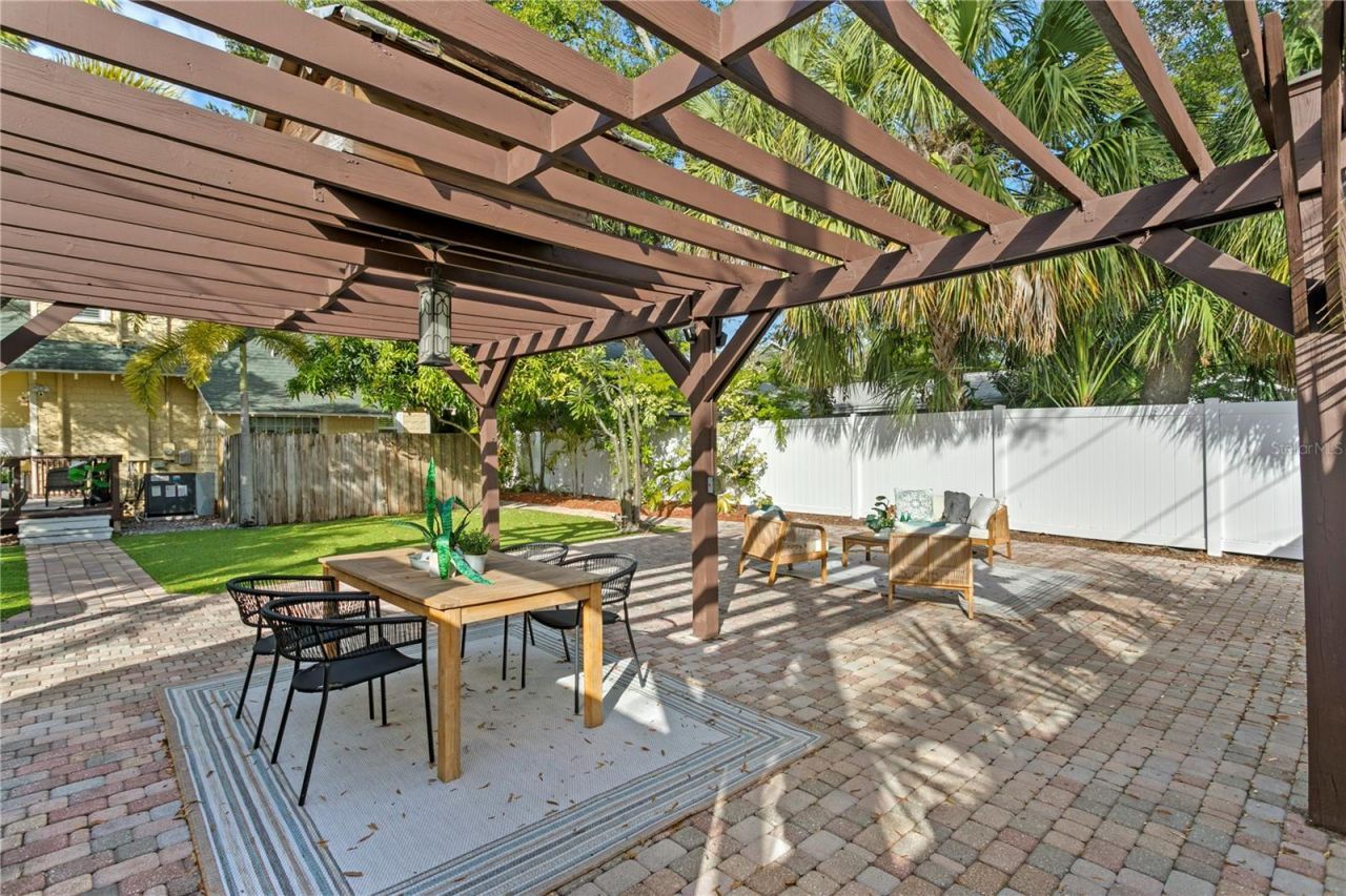 937 5th Street N, Saint Petersburg, FL 33701 Photo