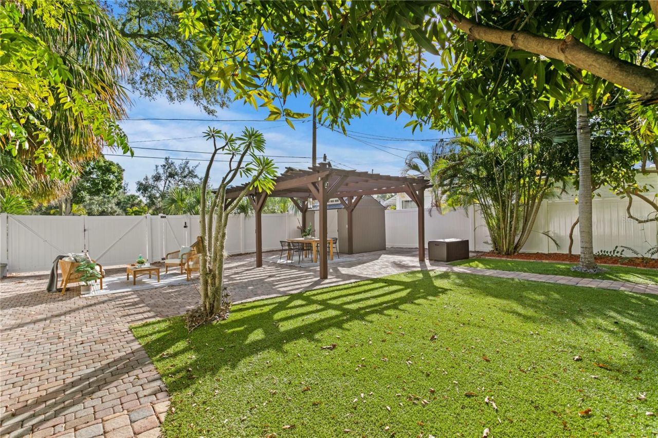 937 5th Street N, Saint Petersburg, FL 33701 Photo