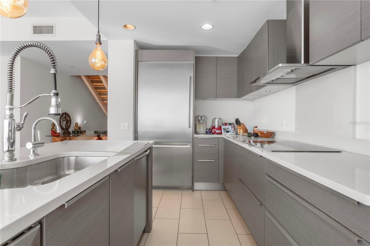 175 1st Street S, Unit 2107, Saint Petersburg, FL 33701 Photo