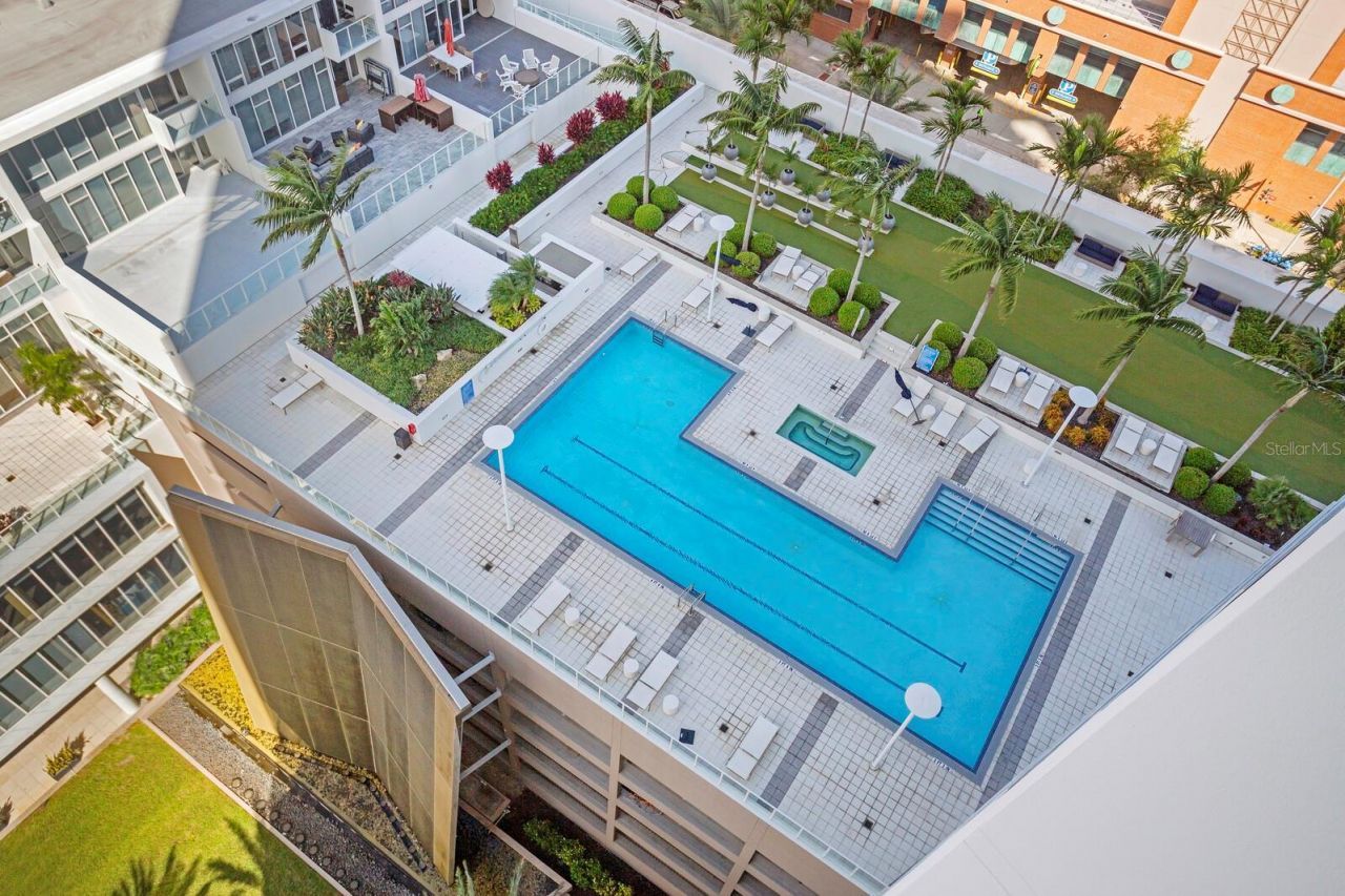 175 1st Street S, Unit 2107, Saint Petersburg, FL 33701 Photo