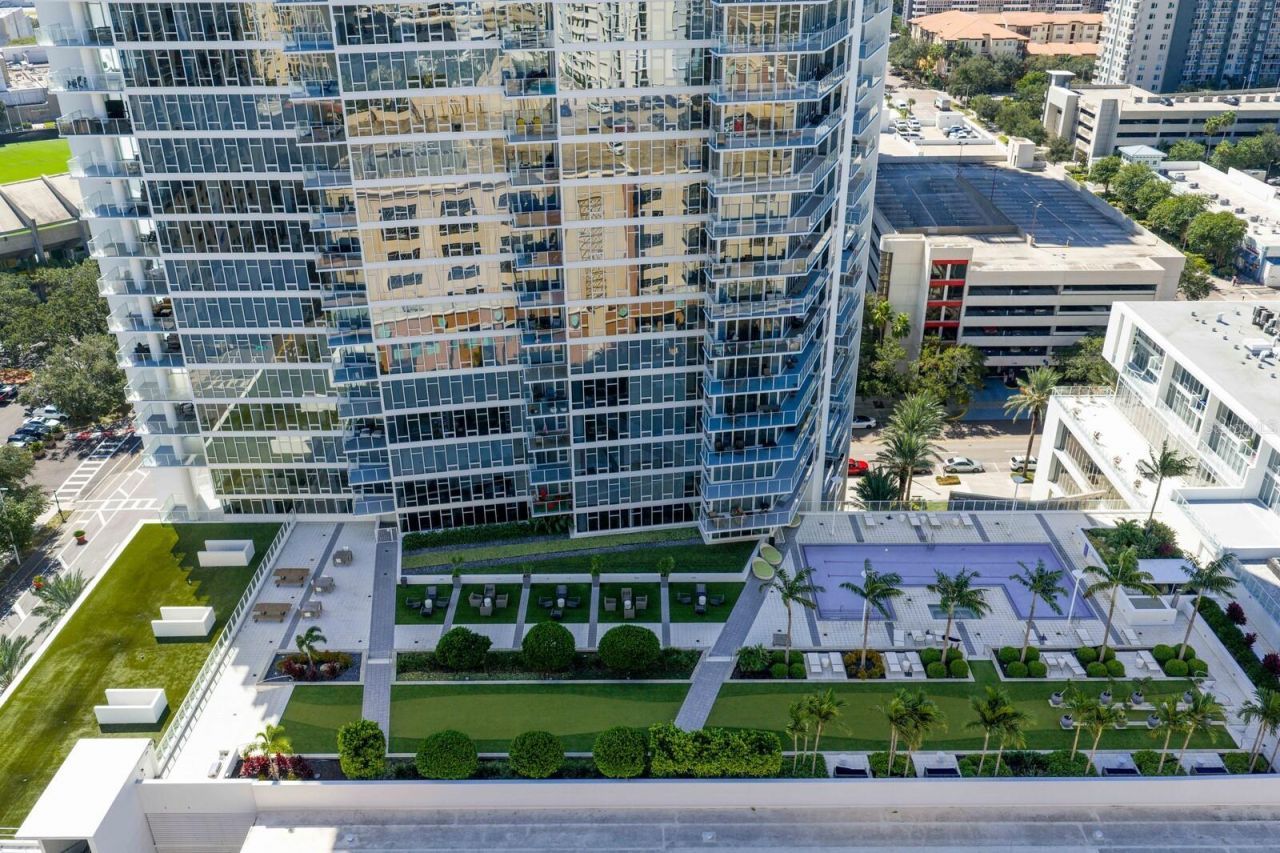 175 1st Street S, Unit 2107, Saint Petersburg, FL 33701 Photo