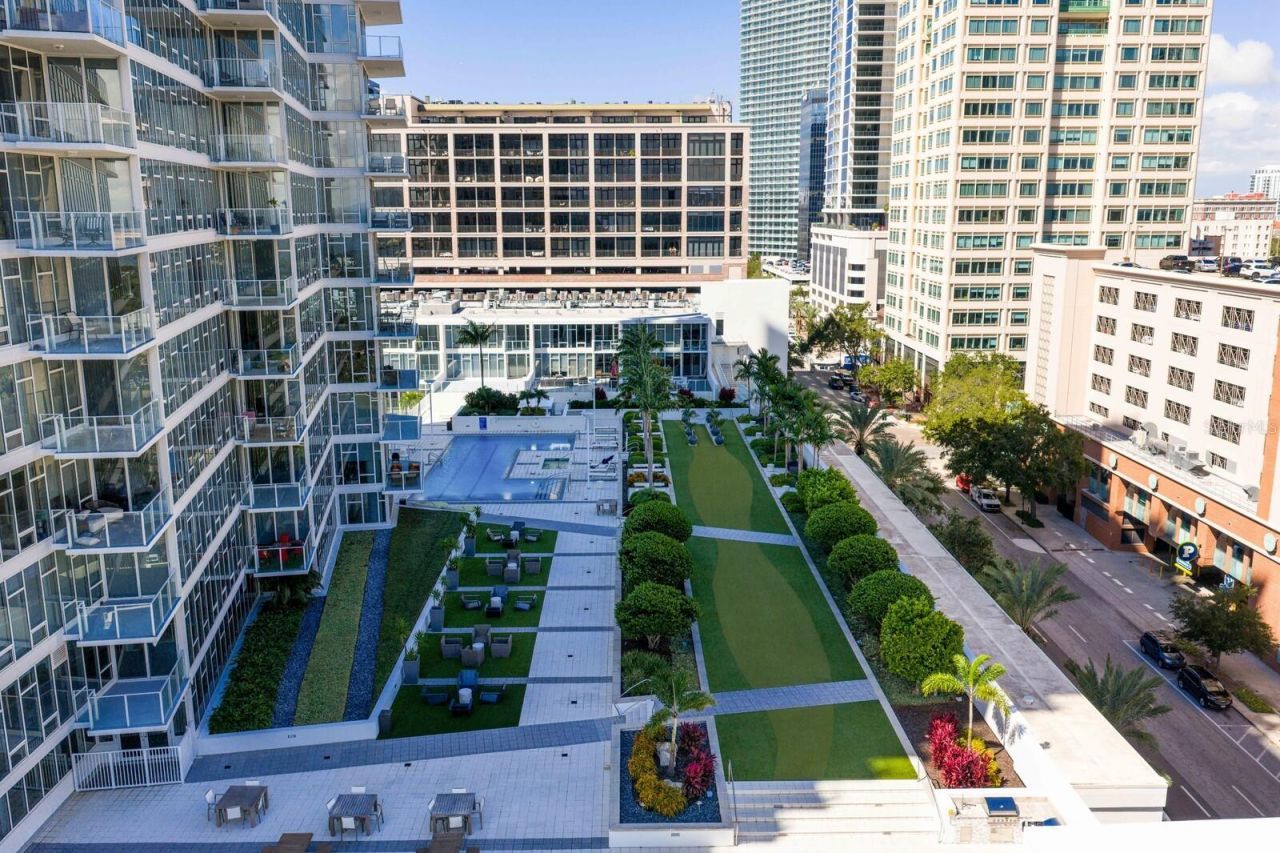 175 1st Street S, Unit 2107, Saint Petersburg, FL 33701 Photo