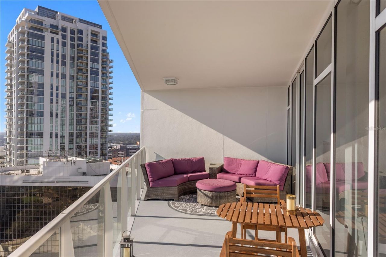 175 1st Street S, Unit 2107, Saint Petersburg, FL 33701 Photo