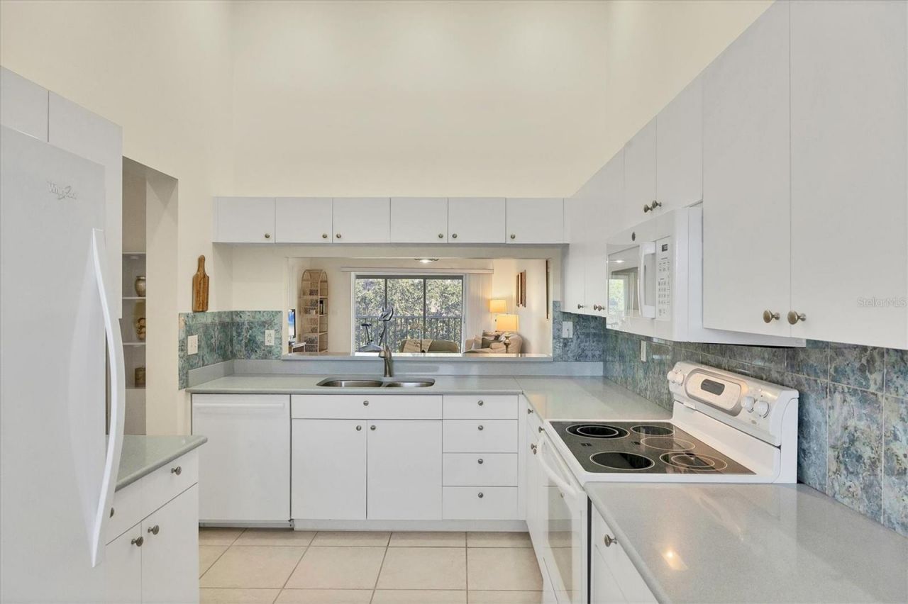 8735 Olde Hickory Avenue, Unit 8303, Sarasota, FL 34238 Photo
